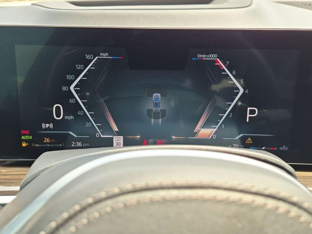 BMW X5 view 17