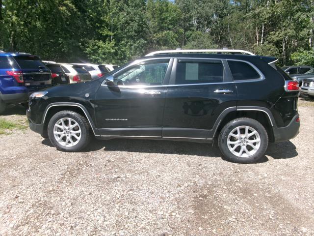 used 2018 Jeep Cherokee car, priced at $13,995