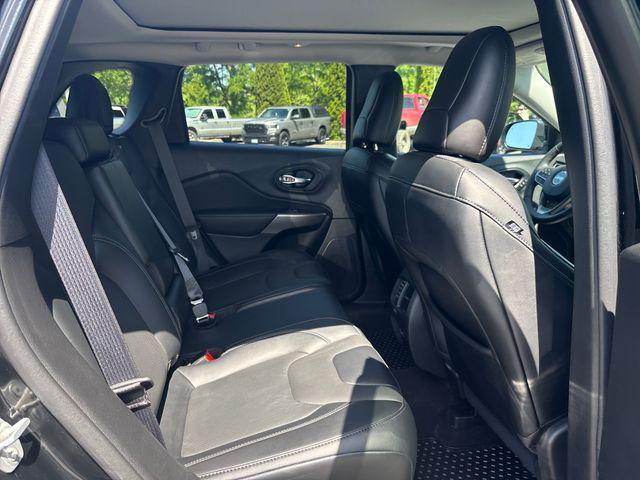 used 2022 Jeep Cherokee car, priced at $25,190