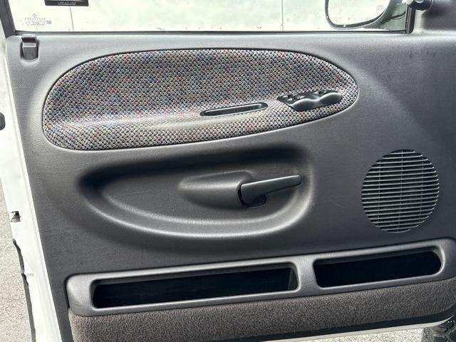 used 2002 Dodge Ram 2500 car, priced at $19,990