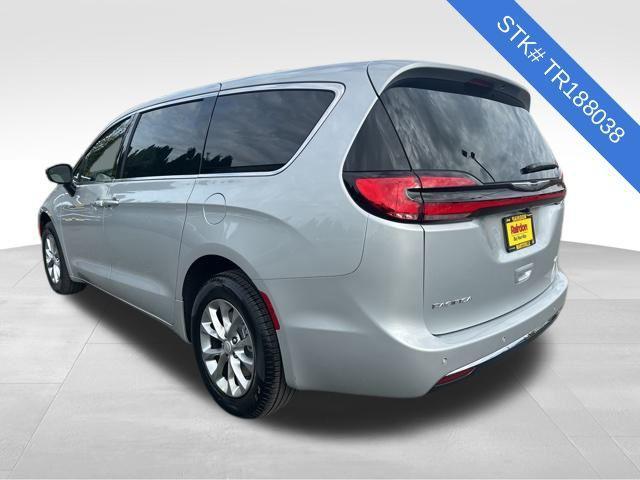 new 2026 Chrysler Pacifica car