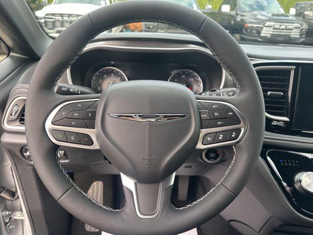 new 2026 Chrysler Pacifica car