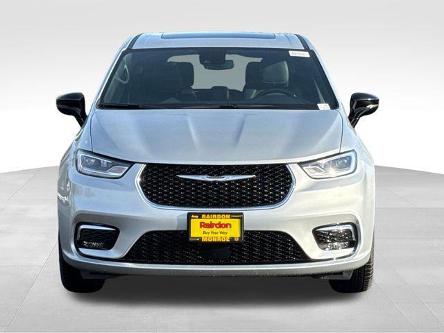 new 2026 Chrysler Pacifica car