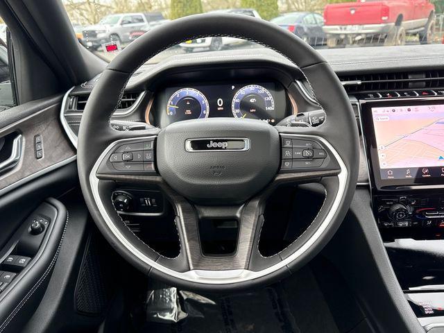 new 2025 Jeep Grand Cherokee L car, priced at $54,740