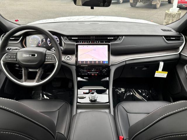 new 2025 Jeep Grand Cherokee L car, priced at $54,740