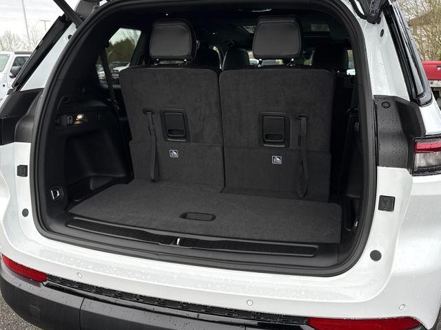 new 2025 Jeep Grand Cherokee L car, priced at $54,740