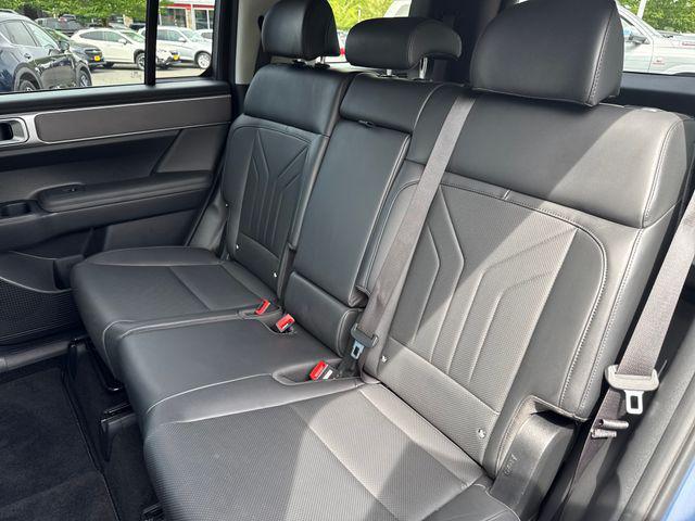 used 2025 Hyundai Santa Fe car, priced at $35,190