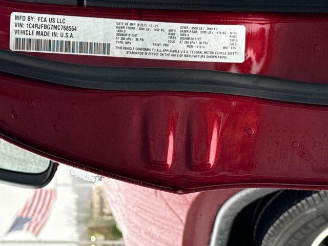 used 2021 Jeep Grand Cherokee car, priced at $26,990