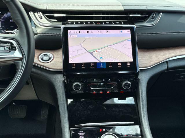 used 2023 Jeep Grand Cherokee car, priced at $39,690