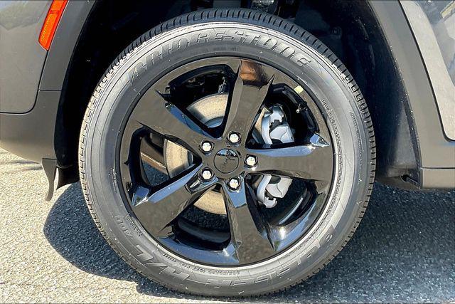 new 2025 Jeep Grand Cherokee car, priced at $49,370