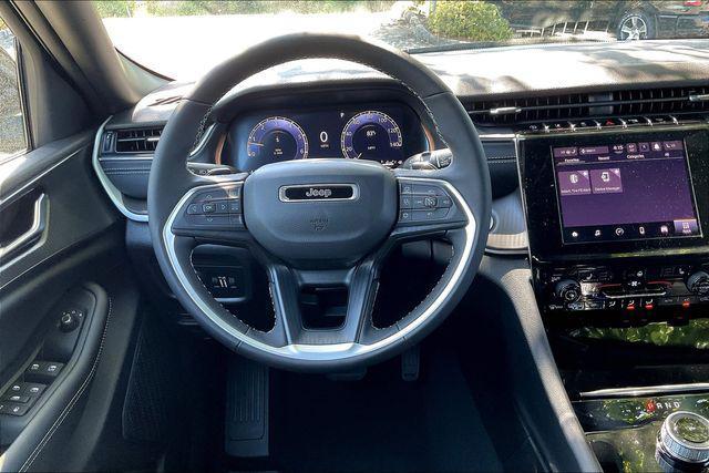 new 2025 Jeep Grand Cherokee car, priced at $49,370