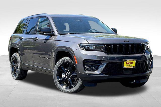 new 2025 Jeep Grand Cherokee car, priced at $49,370