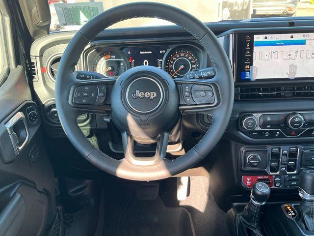 new 2025 Jeep Wrangler car, priced at $61,005