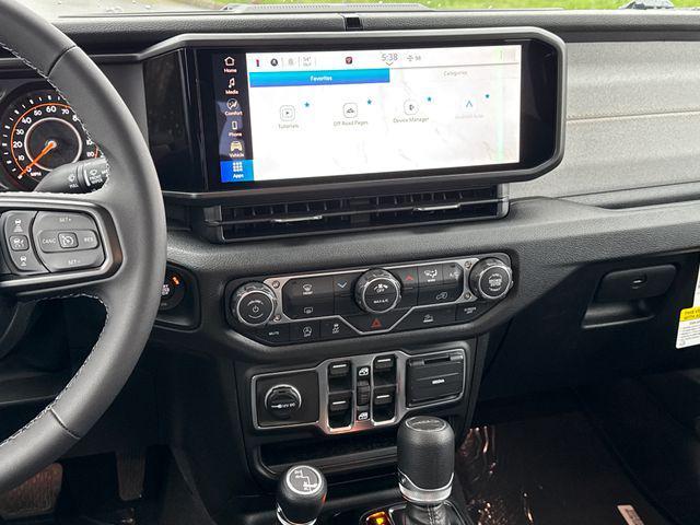 new 2026 Jeep Gladiator car, priced at $47,380