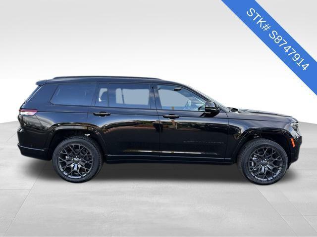 new 2025 Jeep Grand Cherokee L car