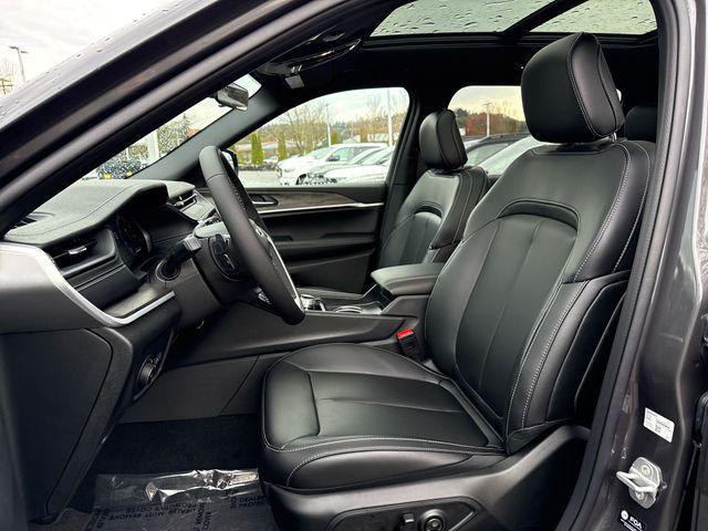 new 2026 Jeep Grand Cherokee L car, priced at $53,995