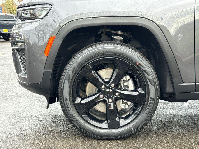 new 2026 Jeep Grand Cherokee L car, priced at $53,995
