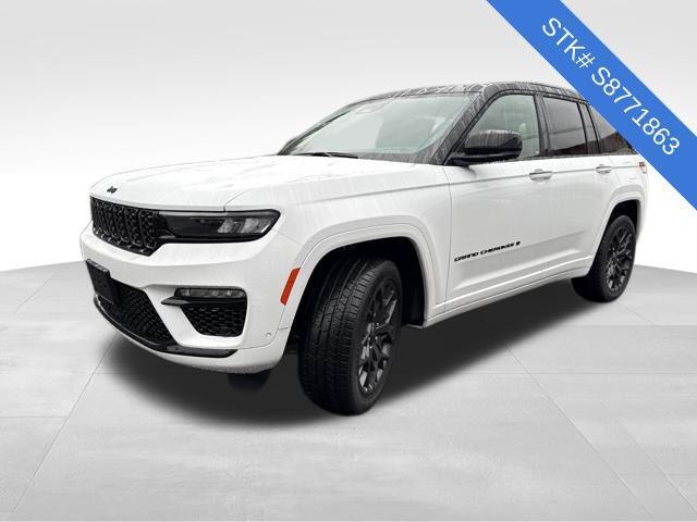 new 2025 Jeep Grand Cherokee car