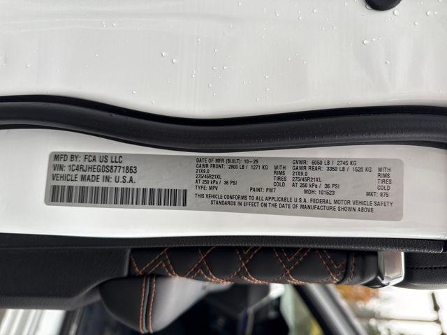 new 2025 Jeep Grand Cherokee car