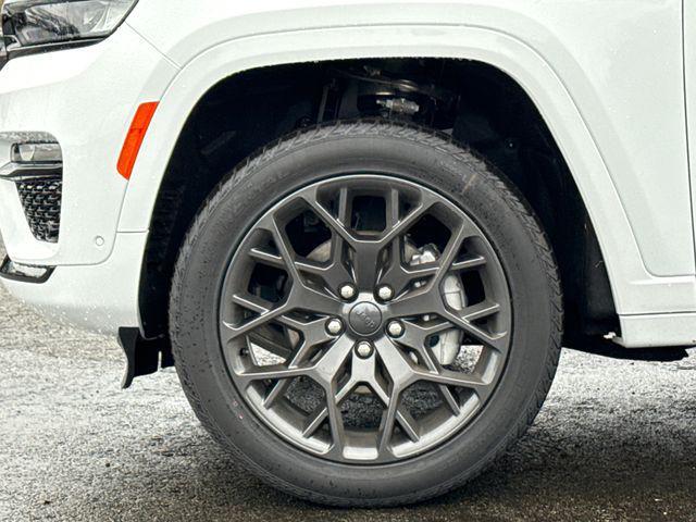 new 2025 Jeep Grand Cherokee car, priced at $63,080