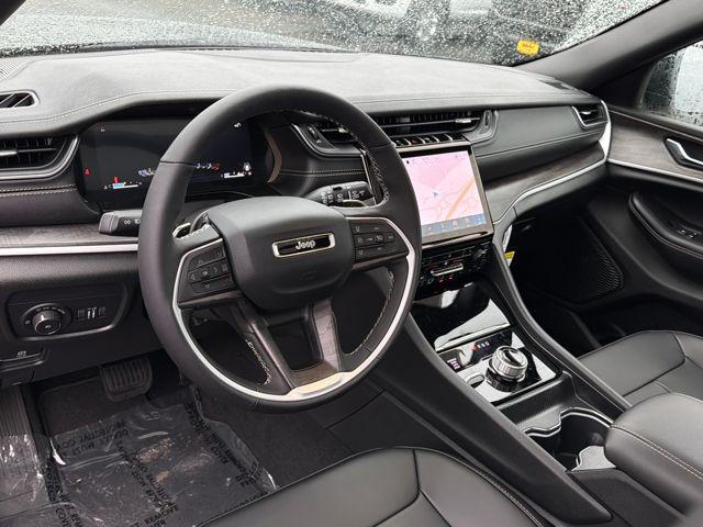 new 2025 Jeep Grand Cherokee car, priced at $52,735