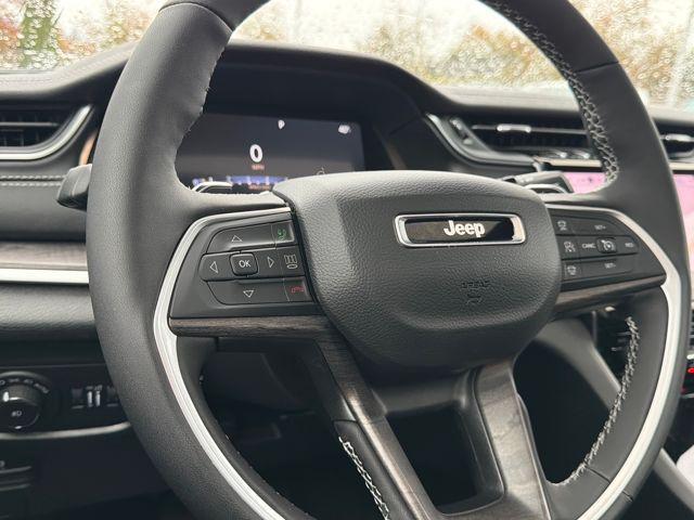 new 2025 Jeep Grand Cherokee car, priced at $52,735