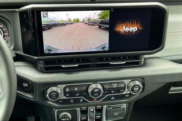 new 2025 Jeep Gladiator car, priced at $53,630