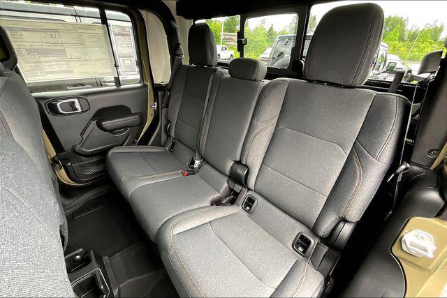 new 2025 Jeep Gladiator car, priced at $53,630