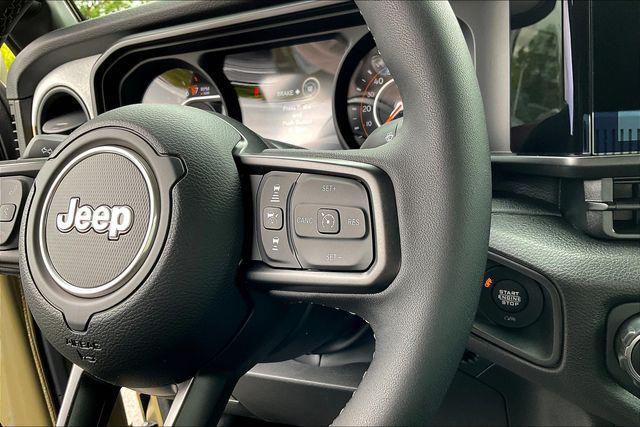 new 2025 Jeep Gladiator car, priced at $53,630