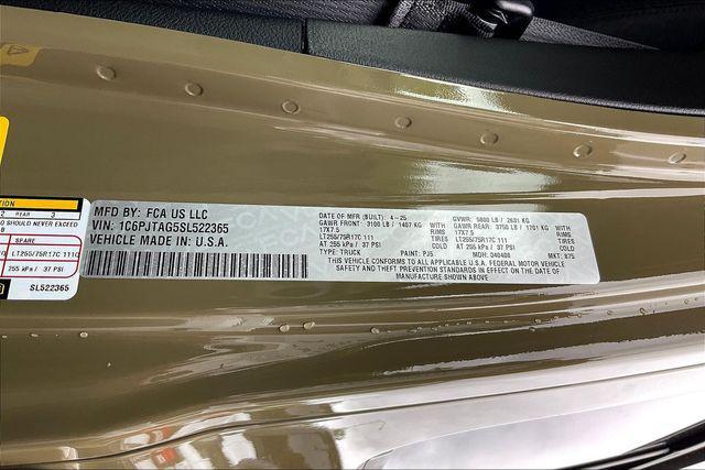 new 2025 Jeep Gladiator car, priced at $53,630