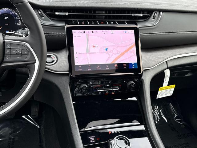new 2025 Jeep Grand Cherokee car, priced at $52,735