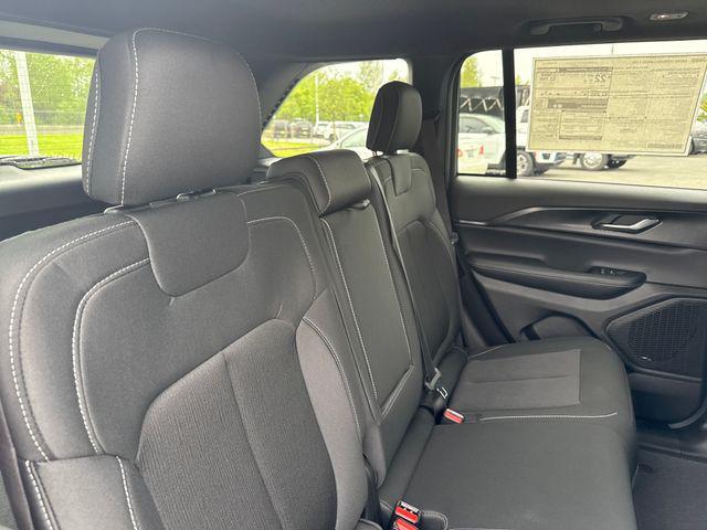 new 2026 Jeep Grand Cherokee car, priced at $45,105