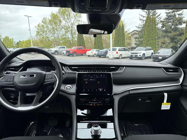 new 2026 Jeep Grand Cherokee car, priced at $45,105