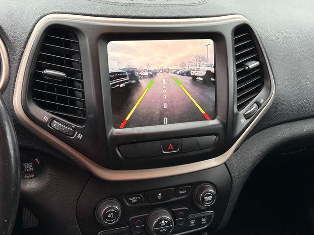 used 2015 Jeep Cherokee car, priced at $9,490