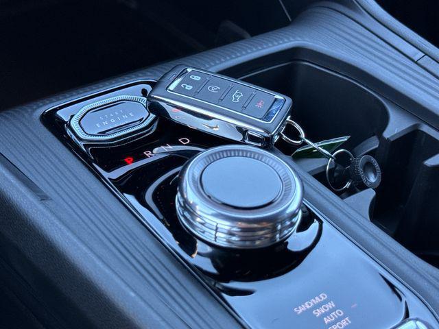 new 2026 Jeep Cherokee car, priced at $44,385