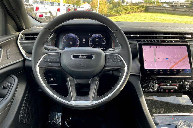 new 2025 Jeep Grand Cherokee car, priced at $52,735