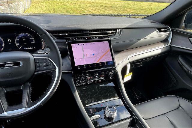 new 2025 Jeep Grand Cherokee car, priced at $52,735