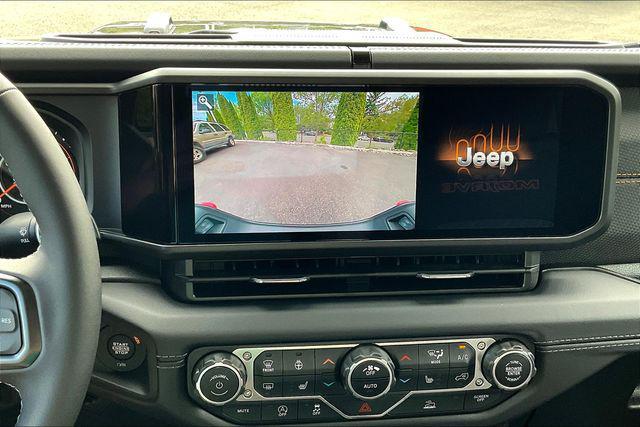 new 2025 Jeep Gladiator car, priced at $56,580