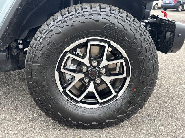 new 2026 Jeep Gladiator car, priced at $65,220
