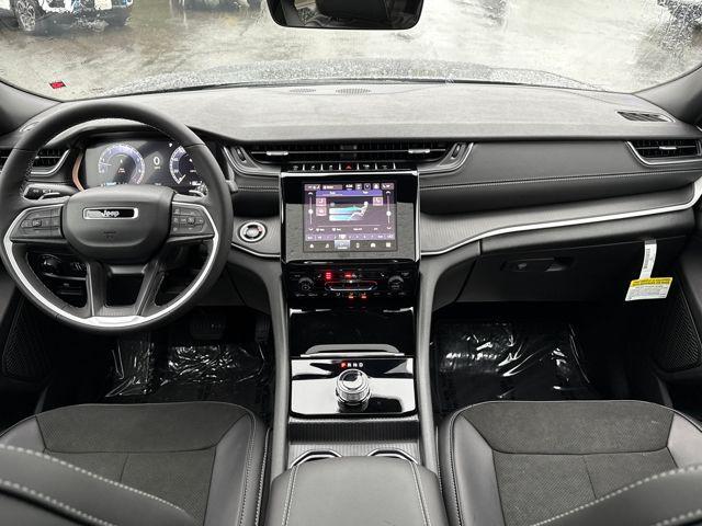 new 2025 Jeep Grand Cherokee L car, priced at $50,375