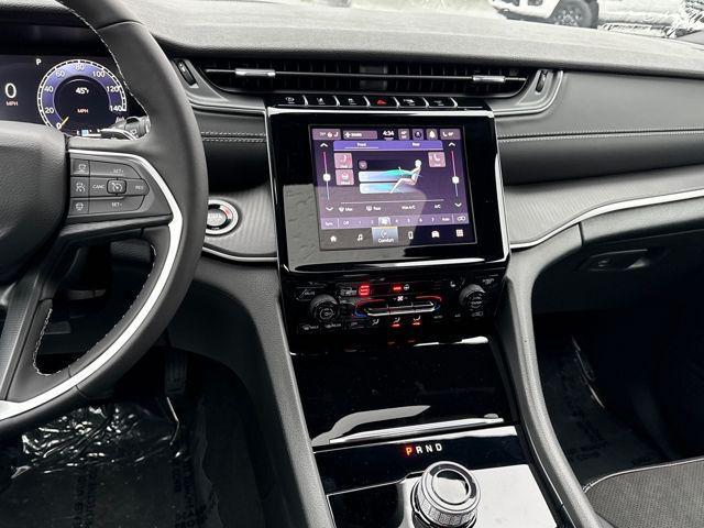 new 2025 Jeep Grand Cherokee L car, priced at $50,375