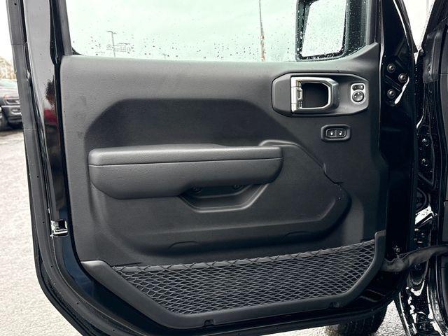 new 2026 Jeep Gladiator car, priced at $49,000