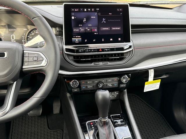 new 2026 Jeep Compass car, priced at $35,390