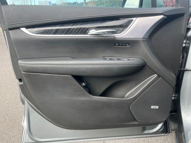 used 2023 Cadillac XT6 car, priced at $33,190