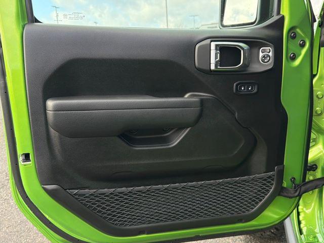 new 2025 Jeep Wrangler car, priced at $48,475