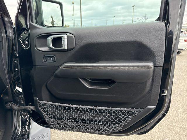 used 2023 Jeep Gladiator car, priced at $34,990