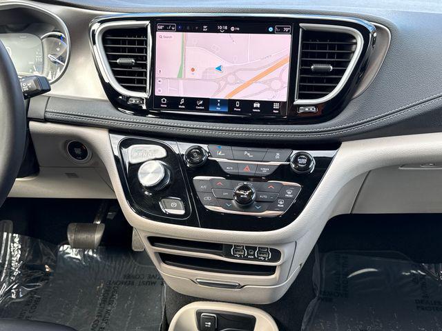 used 2024 Chrysler Pacifica Hybrid car, priced at $21,190