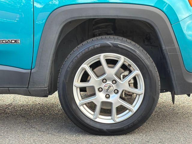 used 2022 Jeep Renegade car, priced at $16,371