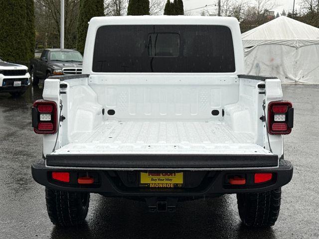 new 2026 Jeep Gladiator car, priced at $58,575