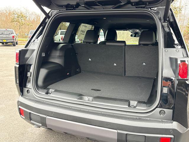 new 2026 Jeep Cherokee car, priced at $42,590